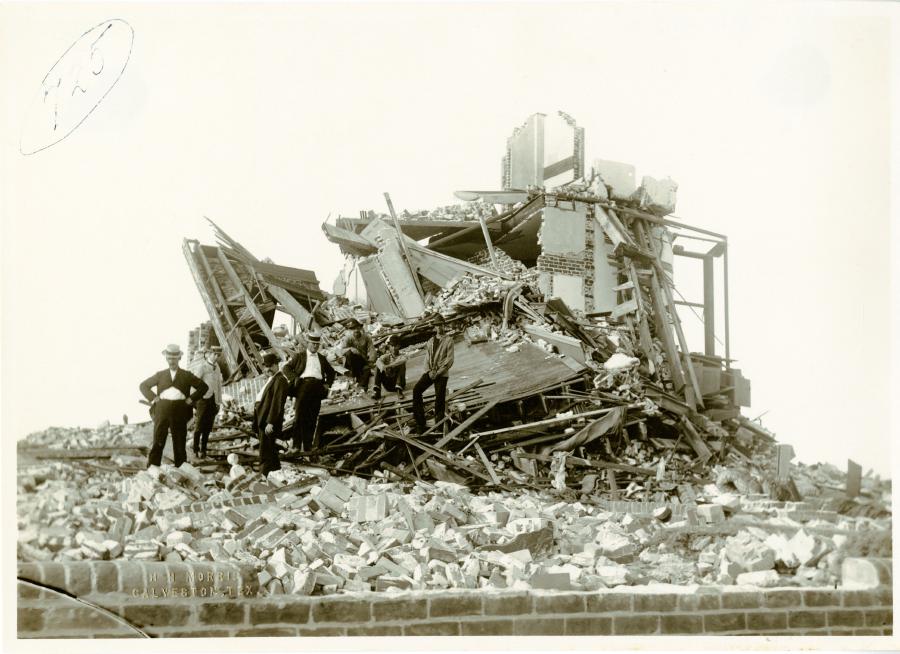 Devastation after September 8, 1900 storm. Photo courtesy of the Rosenberg Library (G_1771.7_FF1_10-1)